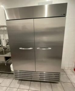 شراء مستلزمات مطاعم مستعملة غرب الرياض